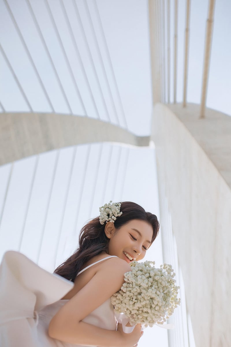 Bride with bouquet